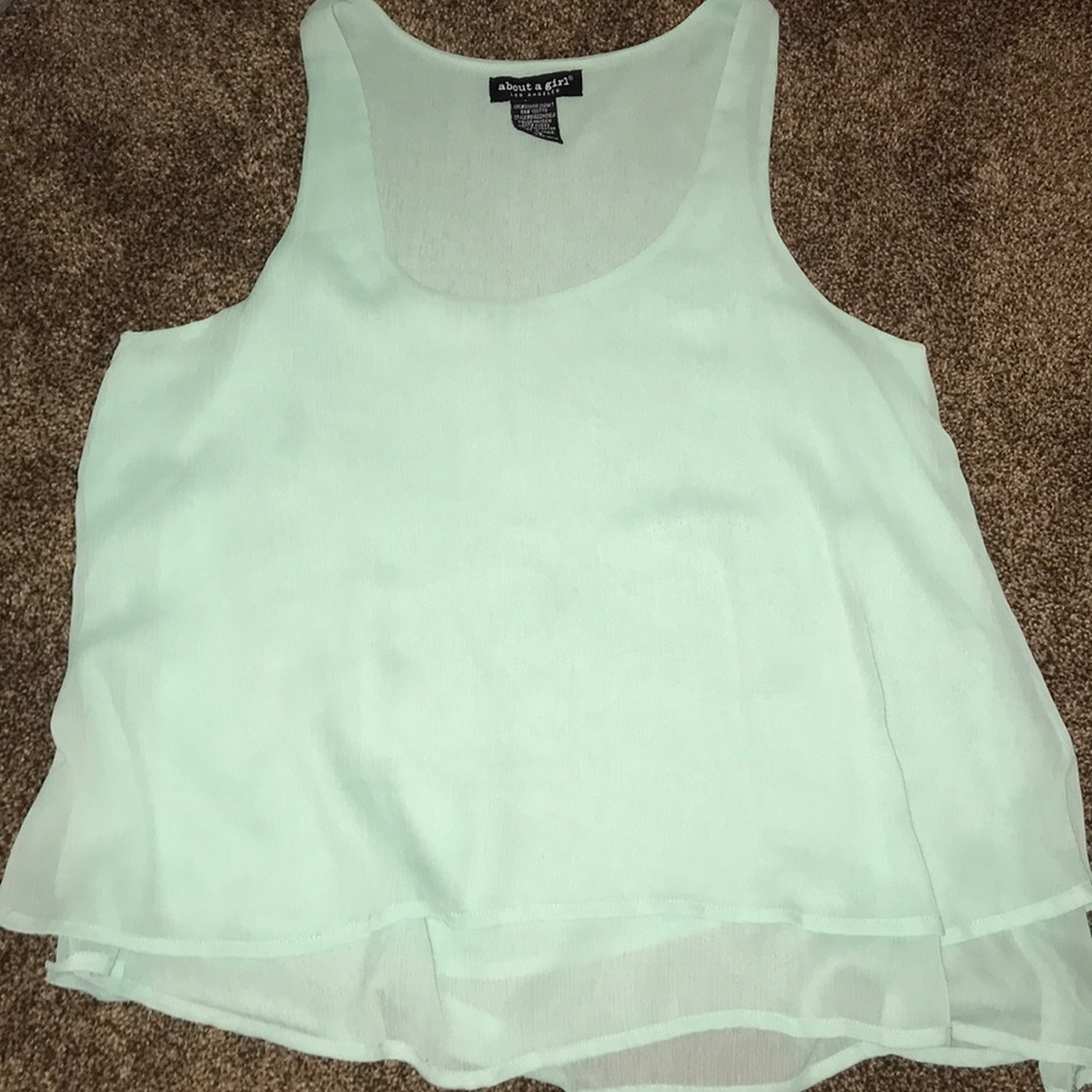 teal tank top